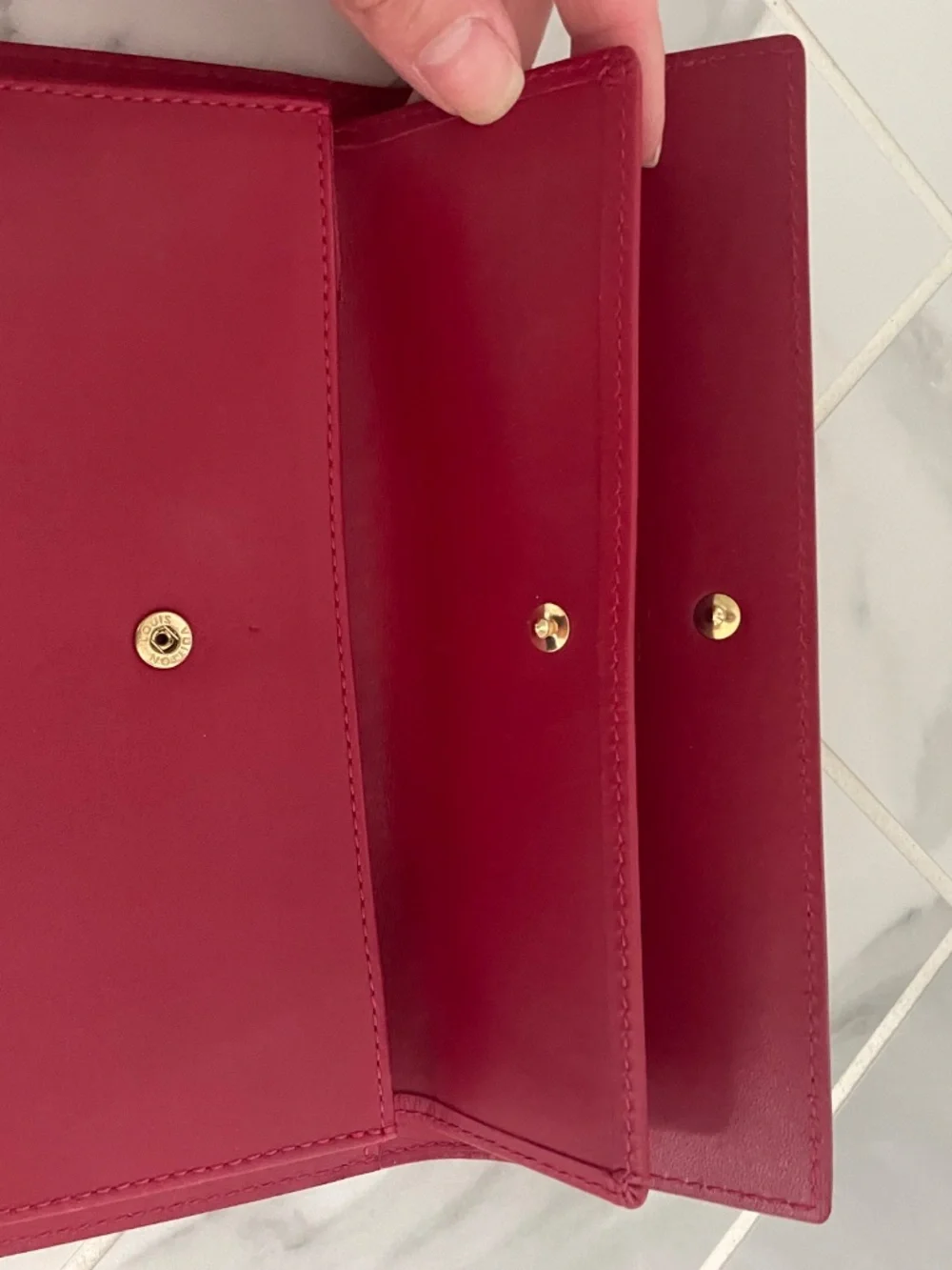 Louis Vuitton Vernis Wallet red patent leather-never used